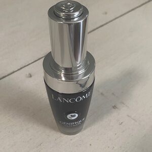 Lancôme Génifique Ultimate Black Serum